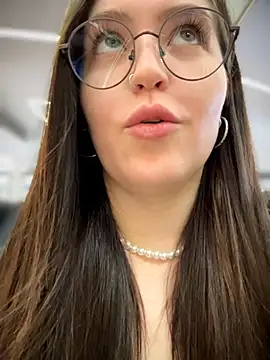 meow girl online show from 04-16-26, 09:54