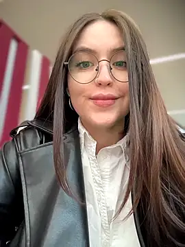 meow girl online show from 03-24-26, 03:01