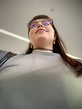 meow girl online show from 07-22-26, 11:01