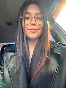 meow girl online show from 04-10-26, 10:55