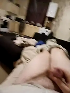 ADAMWILBY34 online show from 12-22-25, 10:04