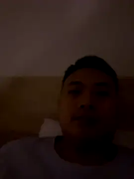 lixiaoshuai8 online show from 12-22-25, 02:39