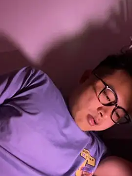 Snapshot of lixiaoshuai8 chatting on 02-25-26, 04:07 lixiaoshuai8 online show from 02-25-26, 04:07