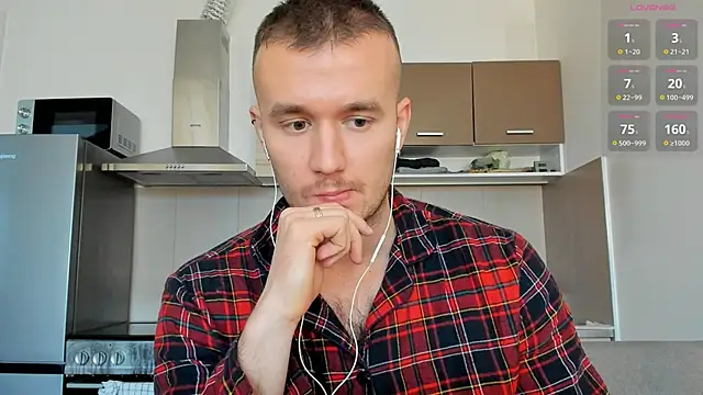 cute mark online show from 02-17-25, 09:03