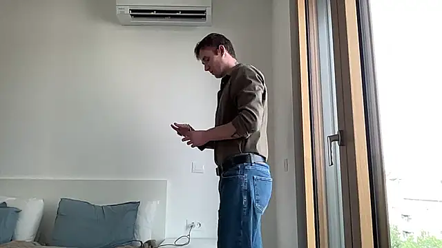Snapshot of cute_mark chatting on 07-01-26, 02:06 cute mark online show from 07-01-26, 02:06