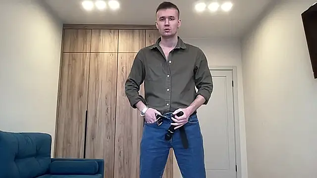 cute mark online show from 04-03-26, 06:42