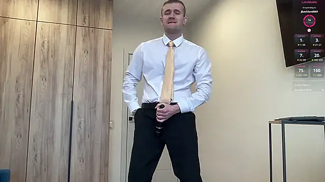 cute mark online show from 03-06-26, 06:19