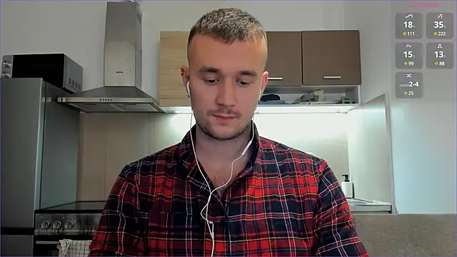 cute mark online show from 02-15-25, 09:06