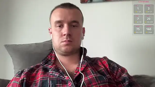 cute mark online show from 01-23-25, 12:41