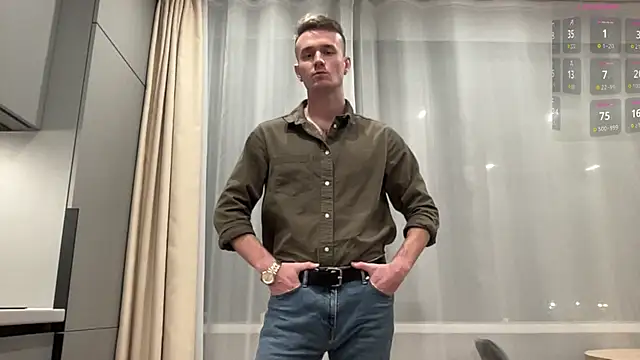 cute mark online show from 11-21-25, 03:16