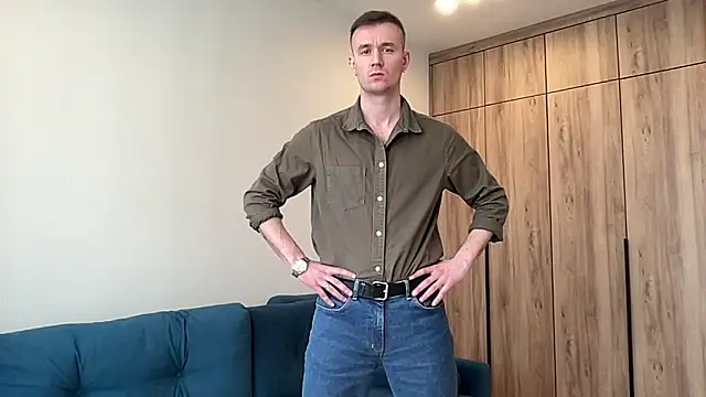 cute mark online show from 04-17-26, 06:38