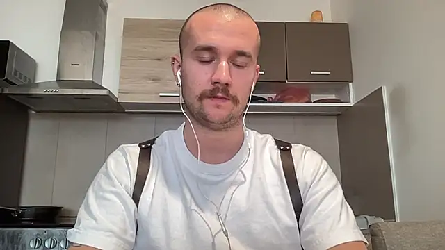 cute mark online show from 12-20-24, 10:16