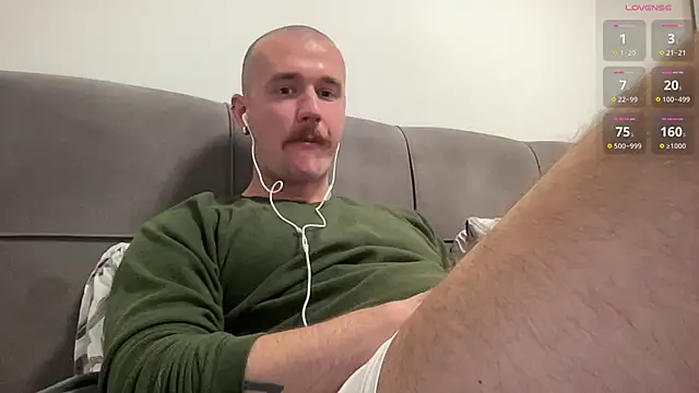 cute mark online show from 12-16-24, 06:27