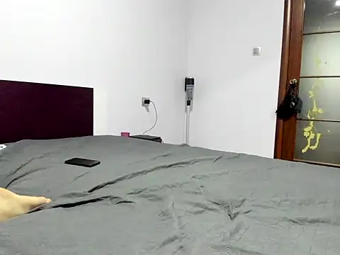 ElektraShine29 online show from 11-19-25, 07:25