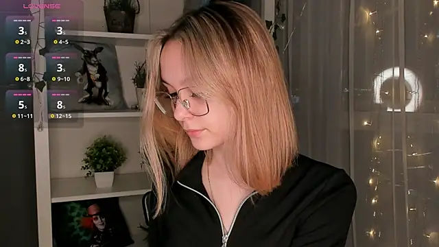 Snapshot of ms_elizabethqueen chatting on 02-07-25, 03:52 ms elizabethqueen online show from 02-07-25, 03:52