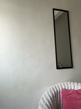 Snapshot of adry_moon666 chatting on 09-21-25, 10:48 adry moon666 online show from 09-21-25, 10:48