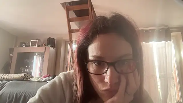 Lily-Diabl3ss online show from 03-04-26, 10:01