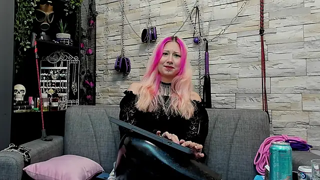 CruelMistress online show from 12-24-24, 03:49