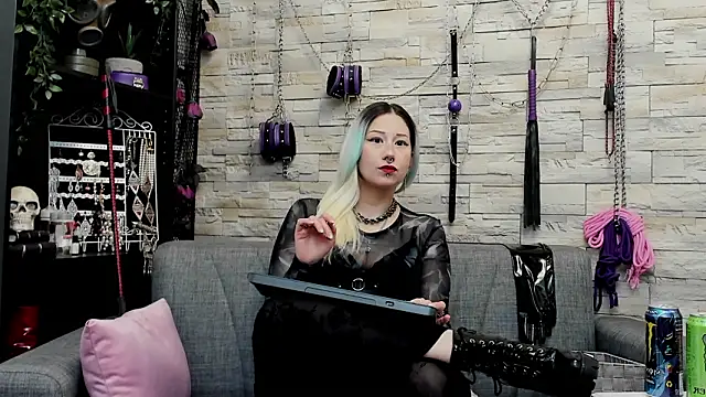 CruelMistress online show from 03-19-26, 02:00