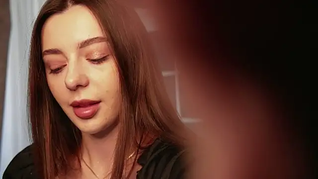 DinaCandy online show from 03-19-26, 08:14