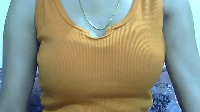 Snapshot of _FluffyHxney_ chatting on 05-30-26, 08:25 FluffyHxney online show from 05-30-26, 08:25