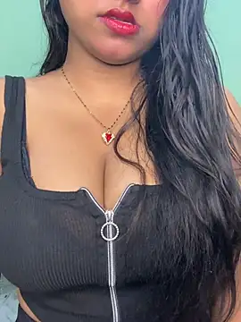 Ishaani 0 online show from 04-03-26, 06:14