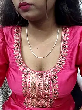 Snapshot of Ishaani_0 chatting on 03-19-25, 10:33 Ishaani 0 online show from 03-19-25, 10:33