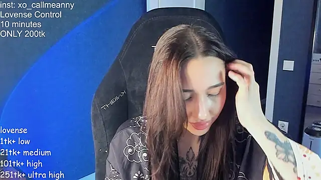 callmeanny  online show from 02-10-25, 08:53