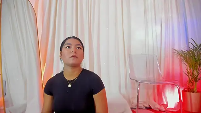 Snapshot of HayamiKioto chatting on 02-13-26, 12:38 HayamiKioto online show from 02-13-26, 12:38