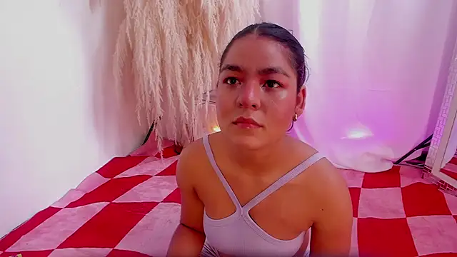 Snapshot of HayamiKioto chatting on 10-30-25, 12:47 HayamiKioto online show from 10-30-25, 12:47