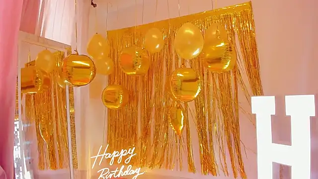 Snapshot of HayamiKioto chatting on 11-25-25, 01:22 HayamiKioto online show from 11-25-25, 01:22