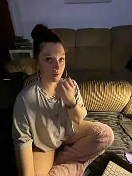 Stoner BarbieXX online show from 03-08-25, 10:56