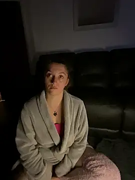 Stoner BarbieXX online show from 10-04-25, 10:00