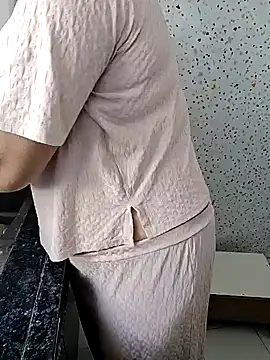 milf-kaira online show from 01-28-25, 04:29