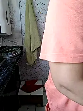 milf-kaira online show from 01-22-25, 04:23