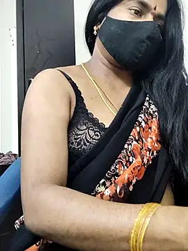 Snapshot of Tamilrojanew chatting on 09-13-25, 07:25 Tamilrojanew online show from 09-13-25, 07:25