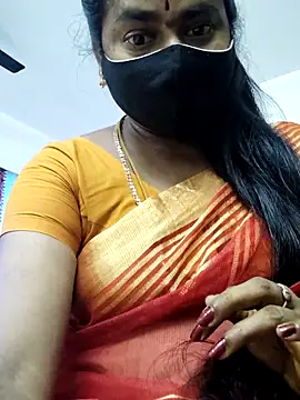 Snapshot of Tamilrojanew chatting on 05-17-26, 07:08 Tamilrojanew online show from 05-17-26, 07:08