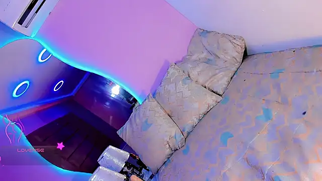 Shanelengel online show from 11-14-25, 06:28