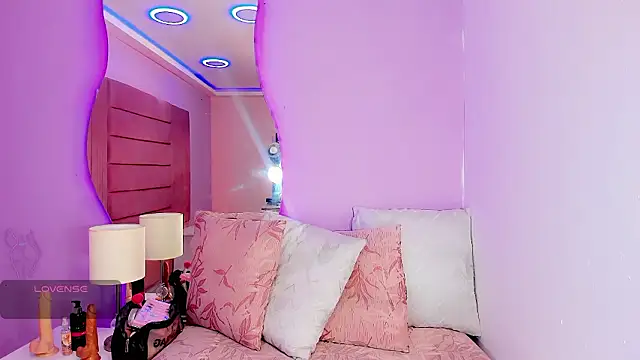 Shanelengel online show from 03-22-26, 08:43