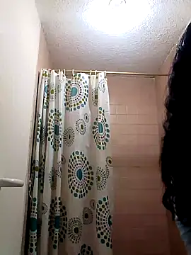 chloewildd  online show from 02-05-25, 12:06