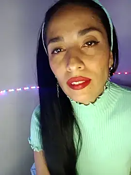 chloewildd  online show from 05-10-26, 10:22