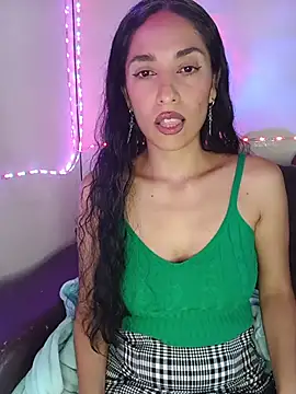chloewildd  online show from 05-27-26, 04:03