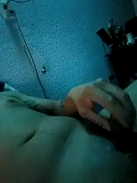 Snapshot of Javierhot666 chatting on 02-06-26, 01:40 Javierhot666 online show from 02-06-26, 01:40