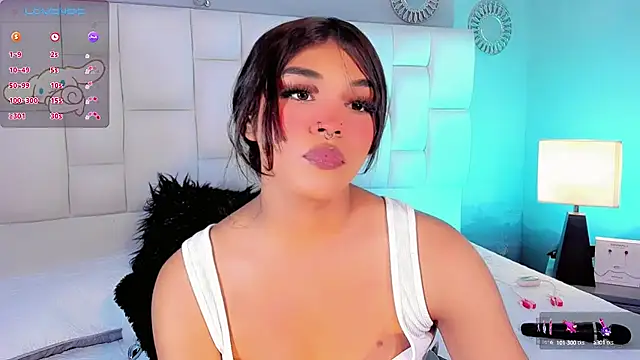 Snapshot of ValentinaMarinn chatting on 03-06-25, 11:53 ValentinaMarinn online show from 03-06-25, 11:53