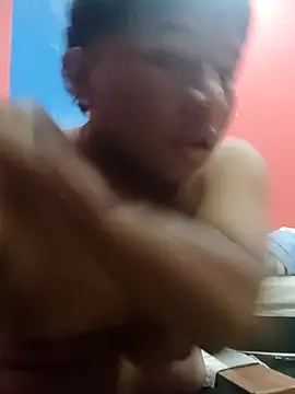 Snapshot of Tu_papi_69_ chatting on 10-04-25, 11:28 Tu papi 69 online show from 10-04-25, 11:28