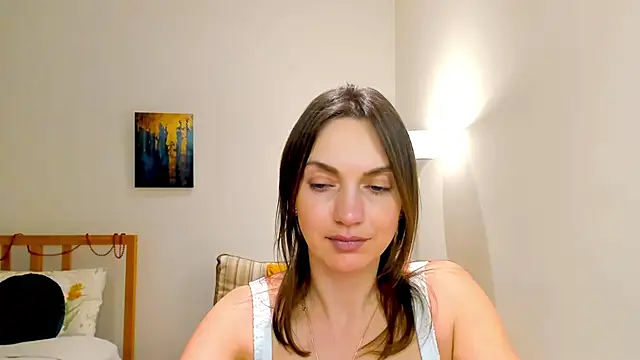 LovelyeeMia online show from 12-23-24, 06:26