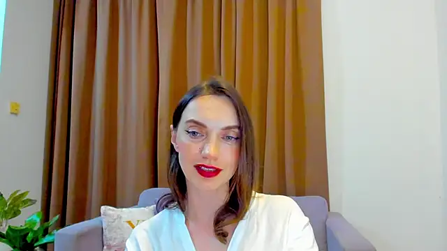 LovelyeeMia online show from 10-18-25, 02:41