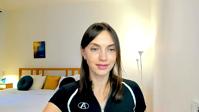 LovelyeeMia online show from 12-02-24, 10:13
