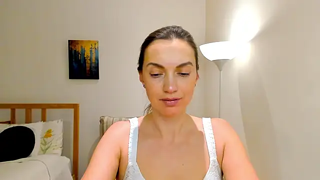 LovelyeeMia online show from 12-21-24, 01:42