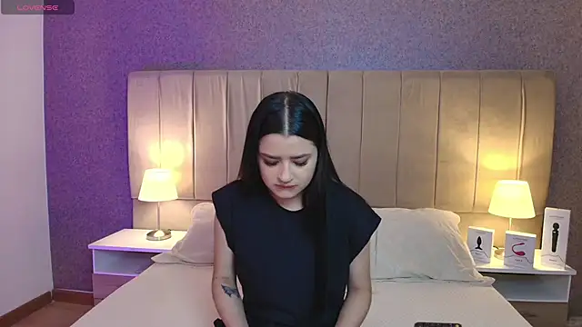 Snapshot of megan_bat chatting on 01-29-25, 12:13 megan bat online show from 01-29-25, 12:13